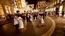 ballo in piazzetta Pedrocchi
