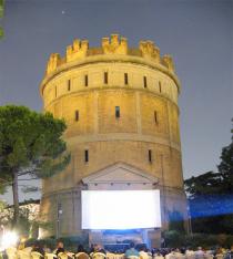 Cinema UNO Estate 2015. Giardini della Rotonda