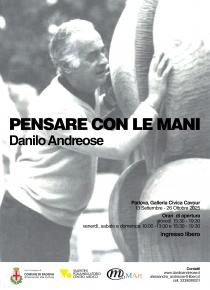 Manifesto della mostra Pensare con le mani alla Galleria Civica Cavour di Padova