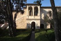 facciata della casa del Petrarca