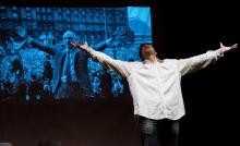 Stagione Teatrale 2017-2018. Teatro de LiNUTILE di Padova-Ho battuto Berlusconi