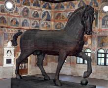 NOTTURNI D'ARTE 2017. Padova attraverso i secoli-Cavallo ligneo di Palazzo della Ragione