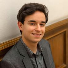 Il pianista Axel Trolese