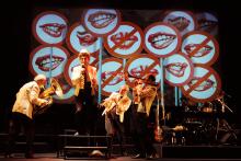 Arti Inferiori 12° edizione-Stagione teatrale 2014-2015-Beatles submarine1