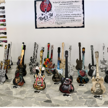 Opera presente nella mostra Beyound the marks. Sezione Il segno oltre la pelle Opera presente nella mostra Beyound the marks. Sezione Il segno oltre la pelle