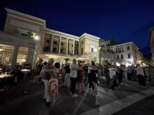 Padova Tango Festival: numerose coppie ballano il tango in piazzetta Cappellato Pedrocchi Padova Tango Festival: numerose coppie ballano il tango in piazzetta Cappellato Pedrocchi